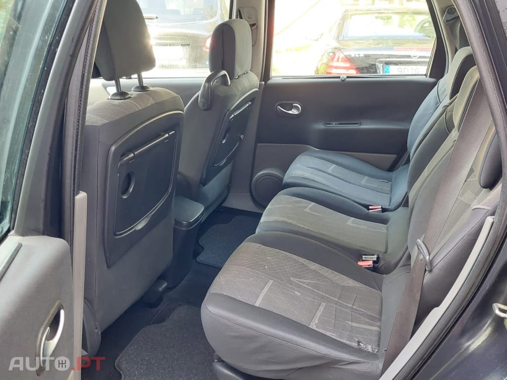 Renault Mégane Scenic 7L