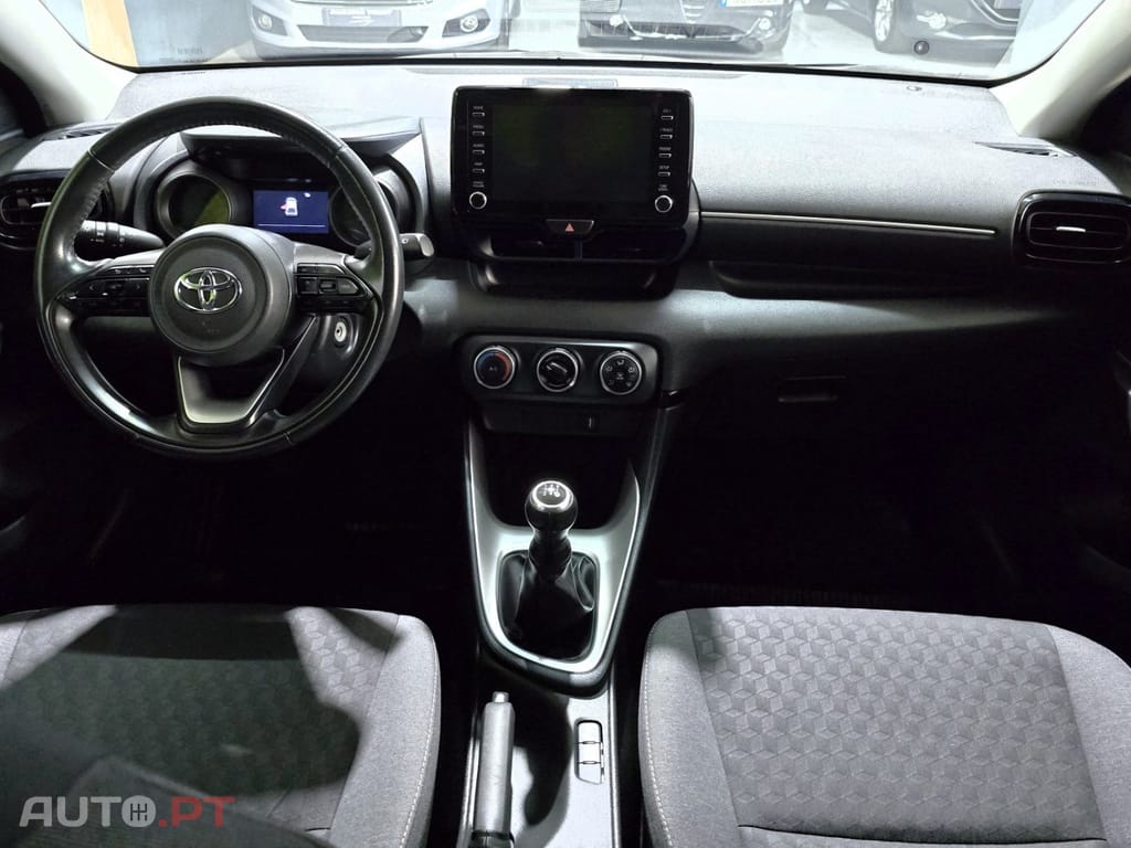 Toyota Yaris 1.0 VVT-i Exclusive