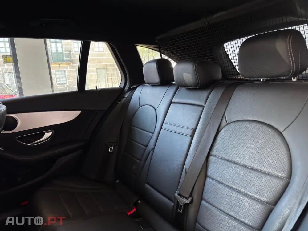Mercedes-Benz C 200 d AMG Line