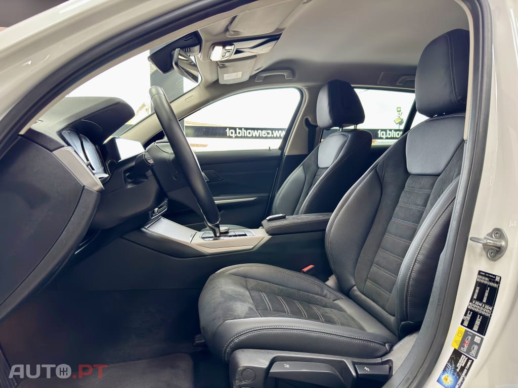 BMW 330 e Touring Corporate Edition Auto