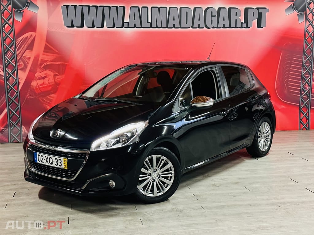 Peugeot 208 1.2 PureTech Signature