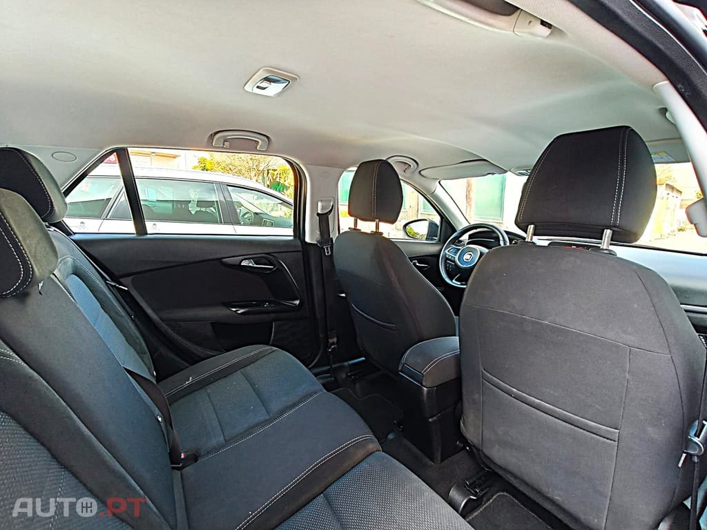Fiat Tipo 1.6 M-Jet Lounge