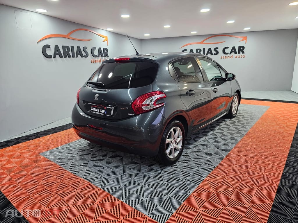 Peugeot 208 1.4 HDi Access