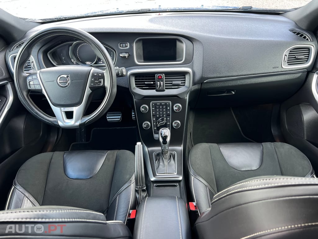 Volvo V40 1.5 T3 Sport Edition R Geartronic