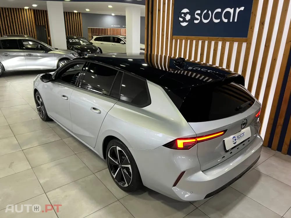Opel Astra Sports Tourer 1.2 T Hybrid GS eDCT