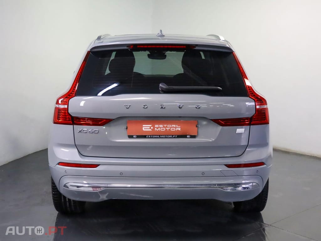 Volvo XC60 2.0 T6 PHEV Core AWD