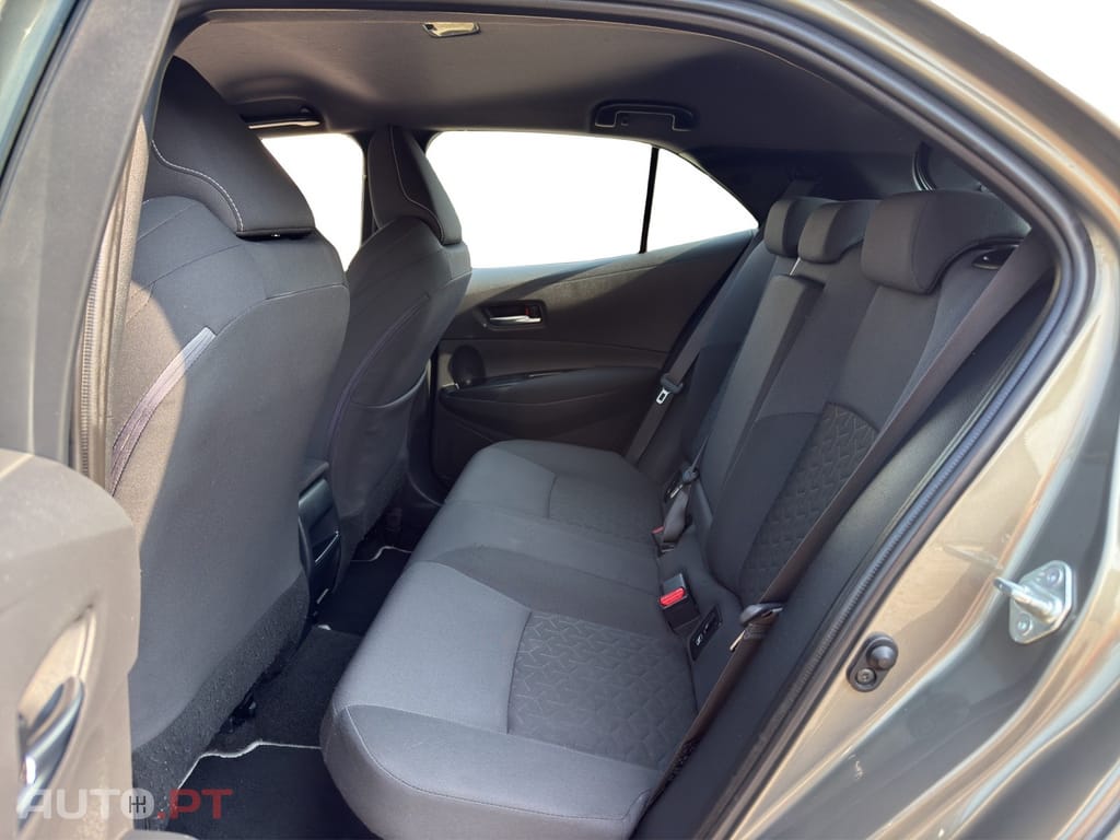 Toyota Corolla 1.8 Hybrid Comfort