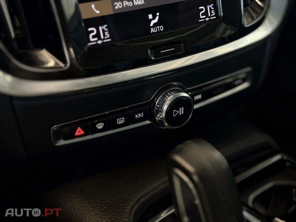 Volvo V60 2.0 T6 AWD TE R-Design