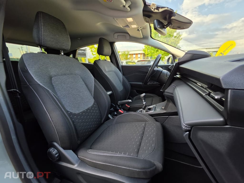 Ford Puma 1.0 EcoBoost MHEV Titanium