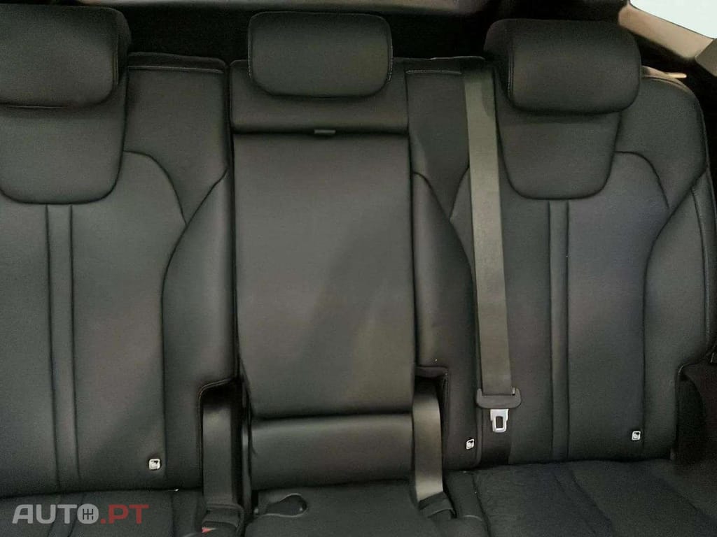 Kia Sorento 1.6 T-GDI PHEV Concept+SRF