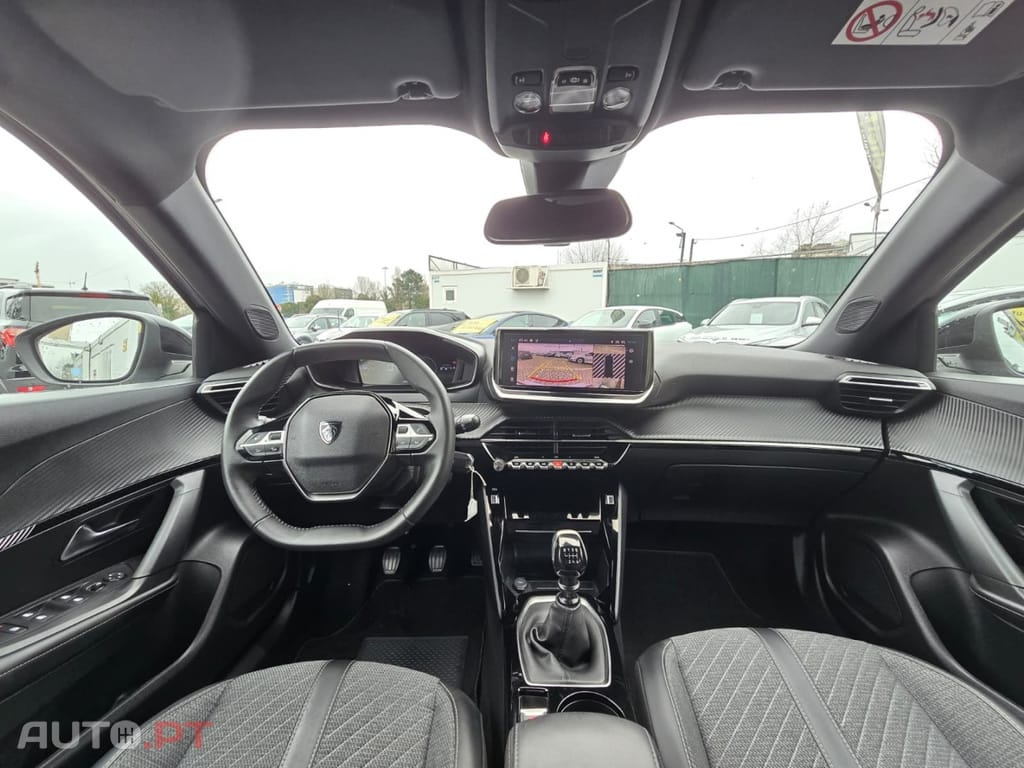 Peugeot 2008 1.2 PureTech Allure Pack