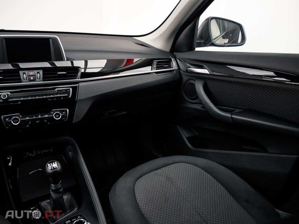 BMW X1 18 d xDrive Advantage