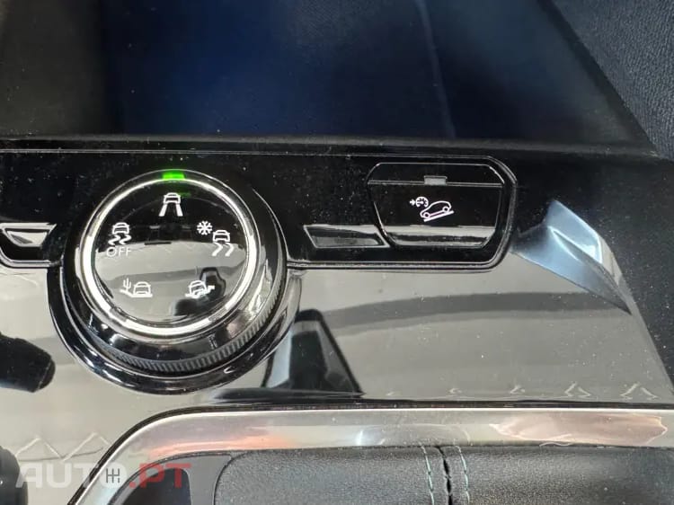 Peugeot 3008 2.0 BlueHDi Allure J18