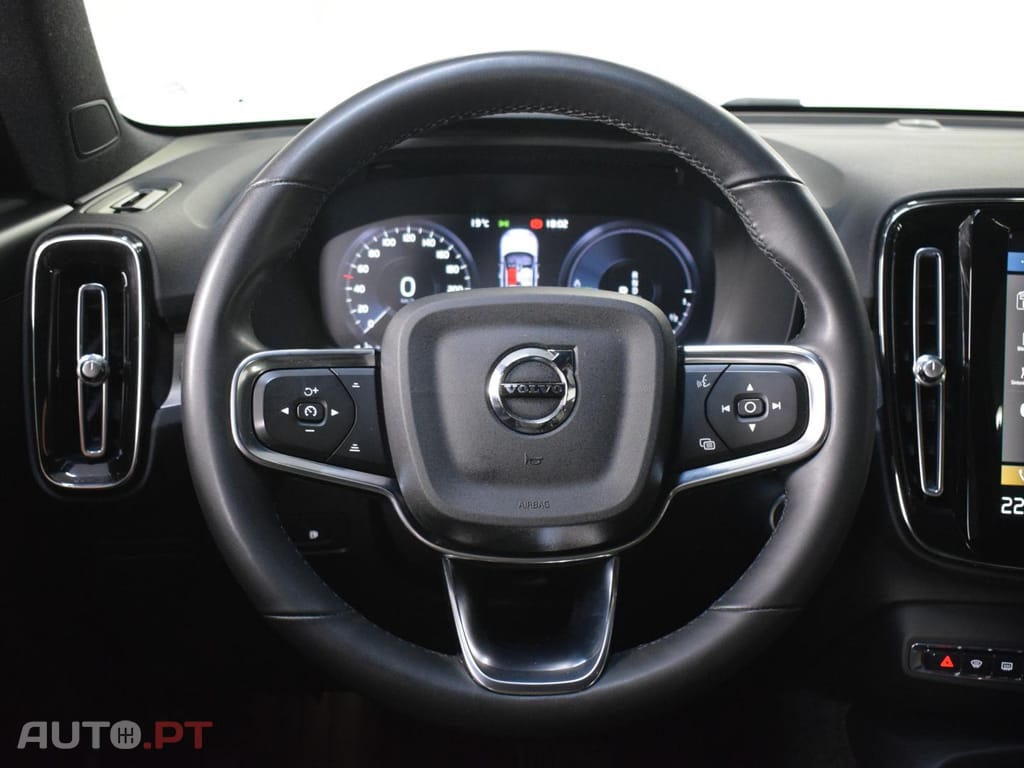 Volvo XC40 1.5 T4 211 PHEV Inscription