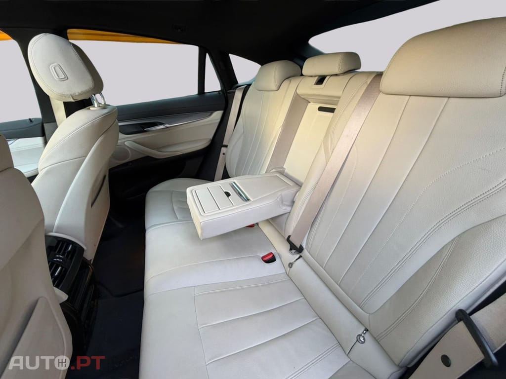 BMW X6 xDRIVE 30d Pack M 
