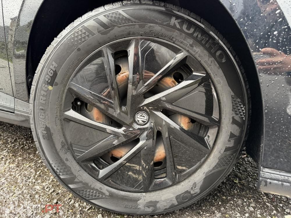 MG MG4 51 kWh Standard