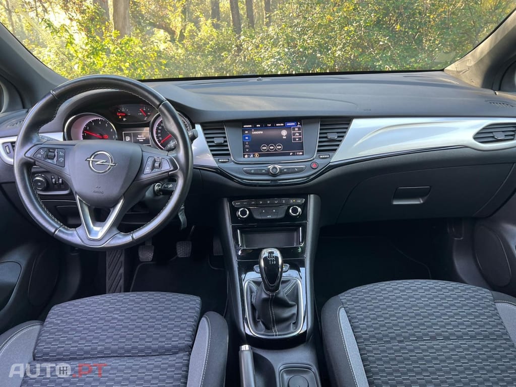 Opel Astra 1.2 T GS Line