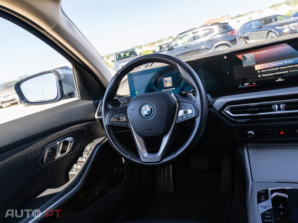 BMW 320 e Auto