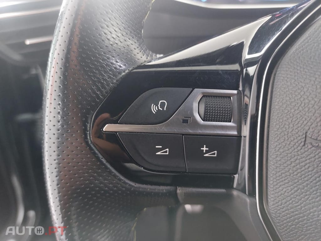 Peugeot 2008 1.2 PureTech GT Line