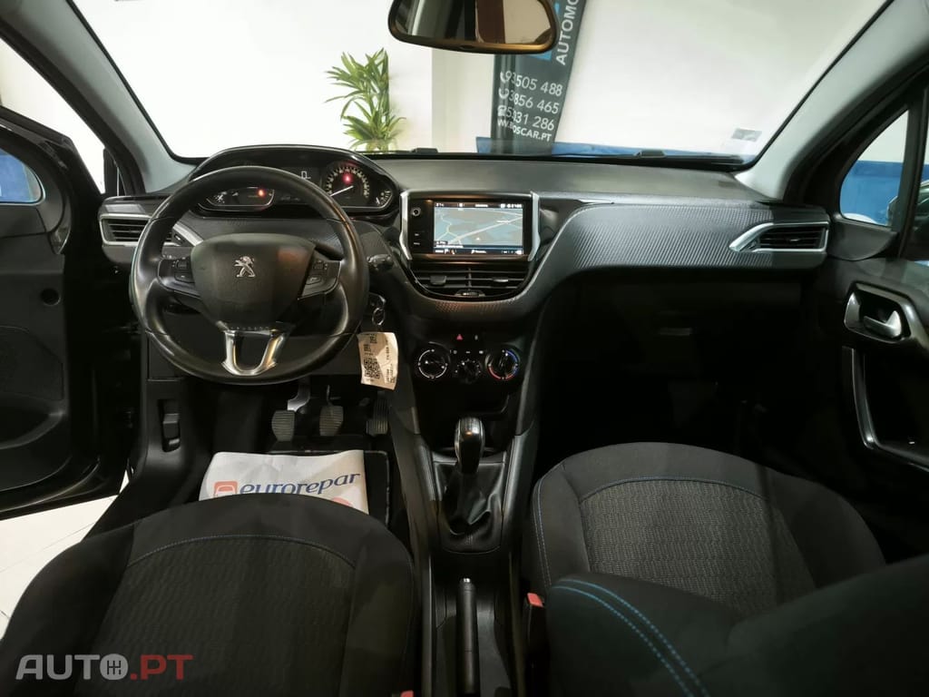 Peugeot 208 PureTech 82 Start & Stop Style