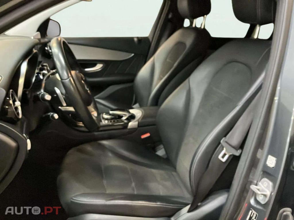 Mercedes-Benz GLC 350 e Coupe 4Matic 7G-TRONIC AMG Line