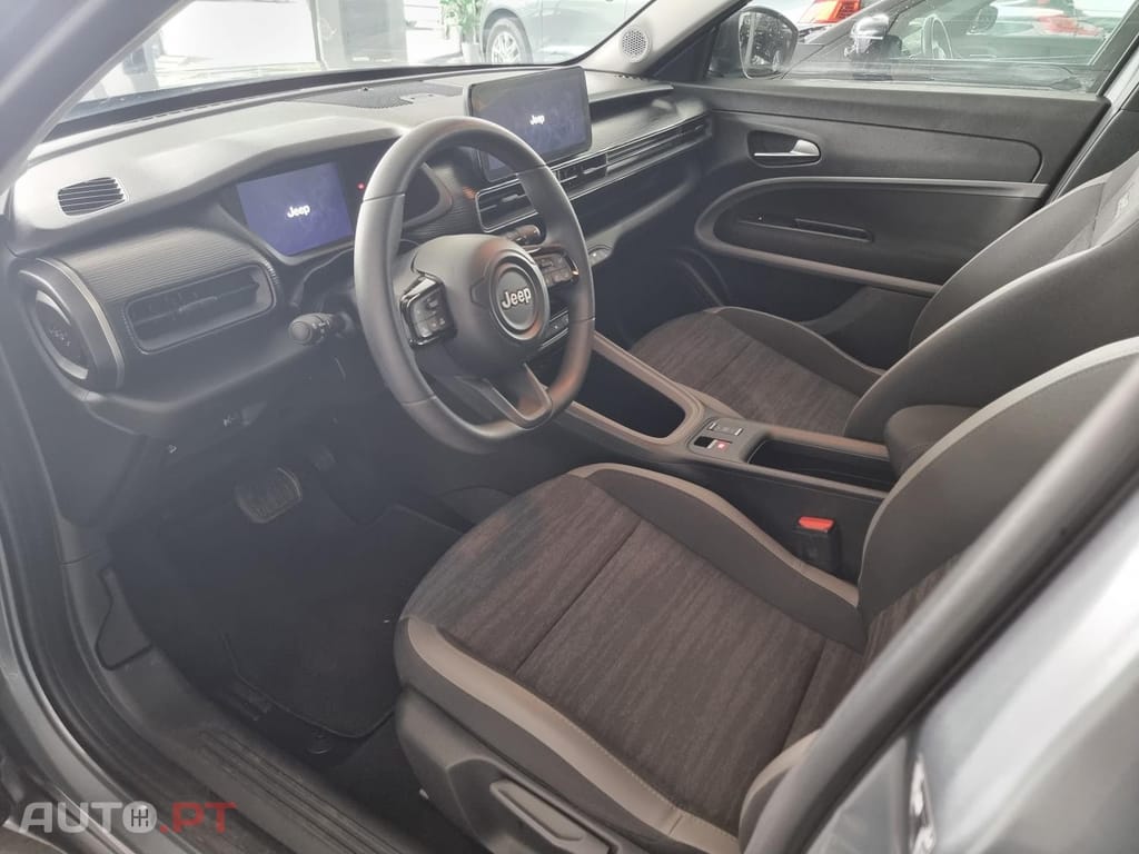 Jeep Avenger 54 kWh Longitude