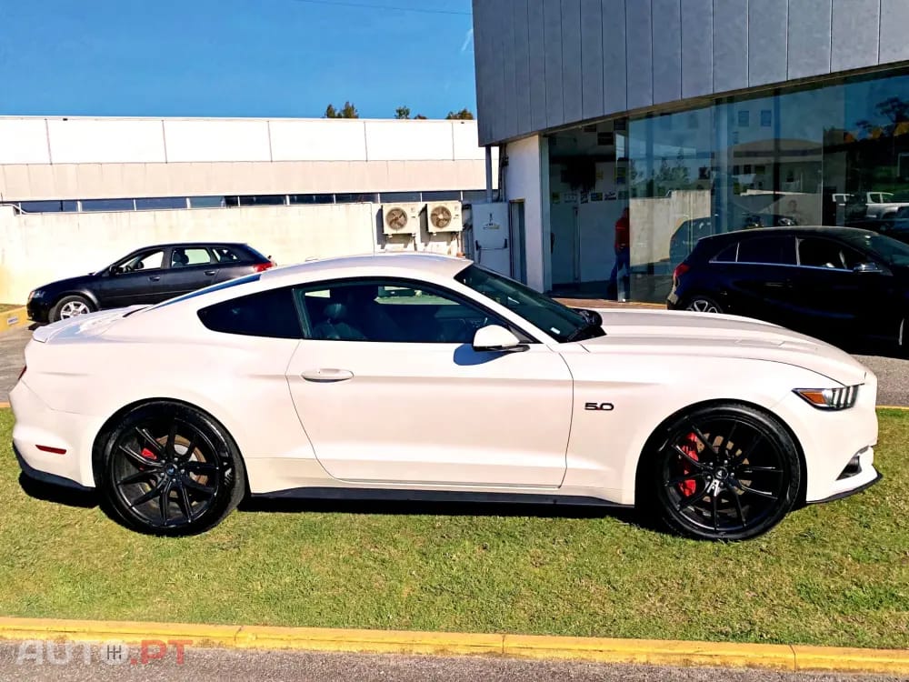 Ford Mustang 5.0 Ti-VCT V8 Aut. GT
