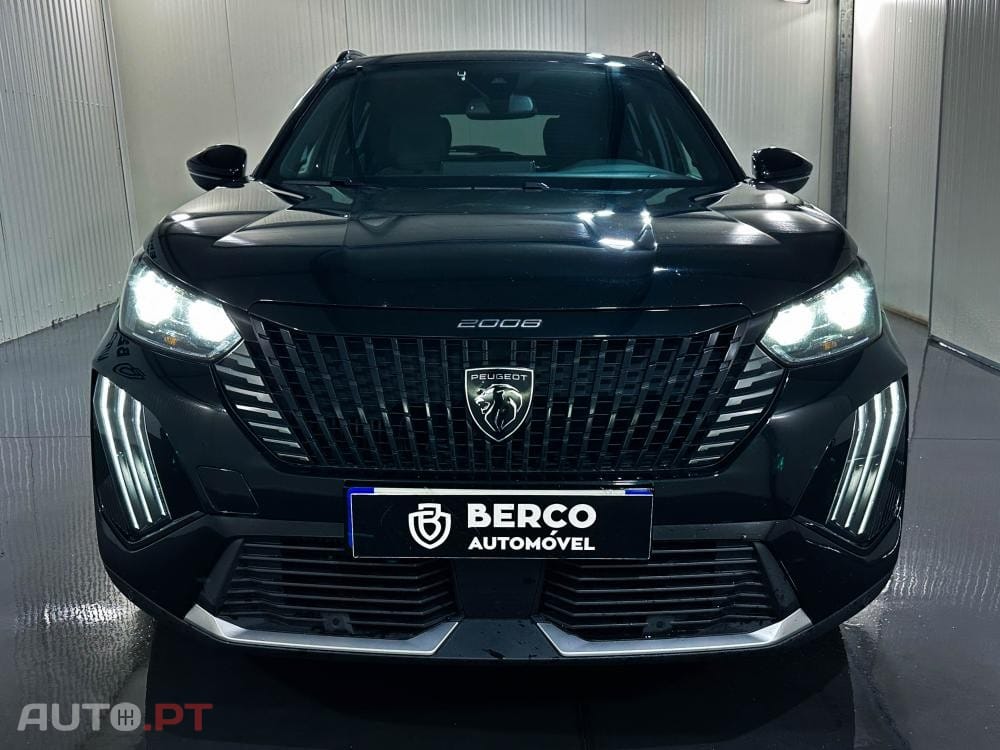 Peugeot 2008 1.2 PureTech Allure EAT8
