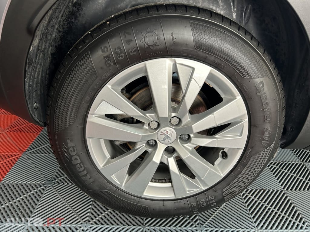 Peugeot 3008 1.2 PureTech Allure EAT8
