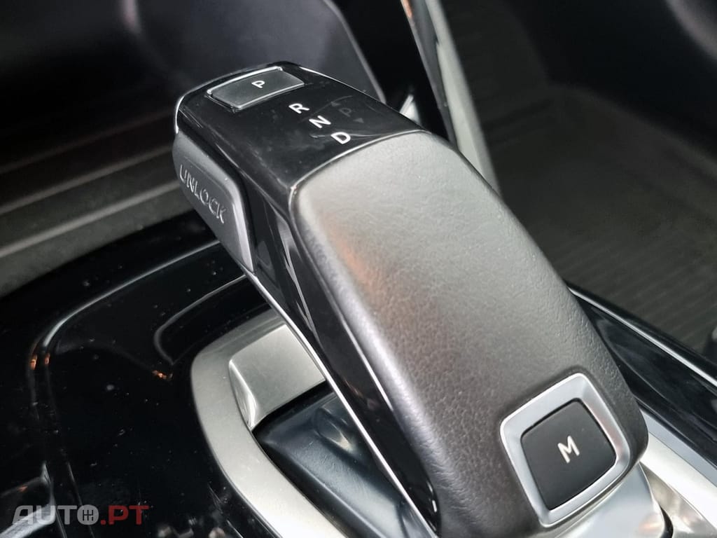Peugeot 208 1.2 PureTech Allure Pack EAT8