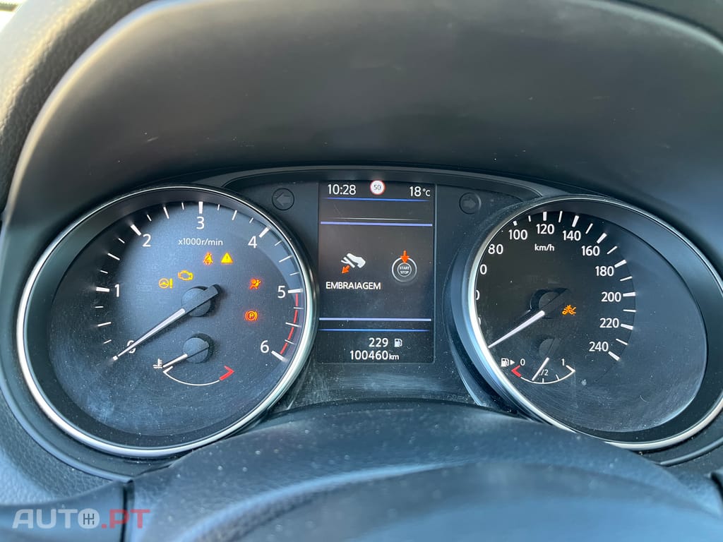 Nissan Qashqai Connecta JLL 18