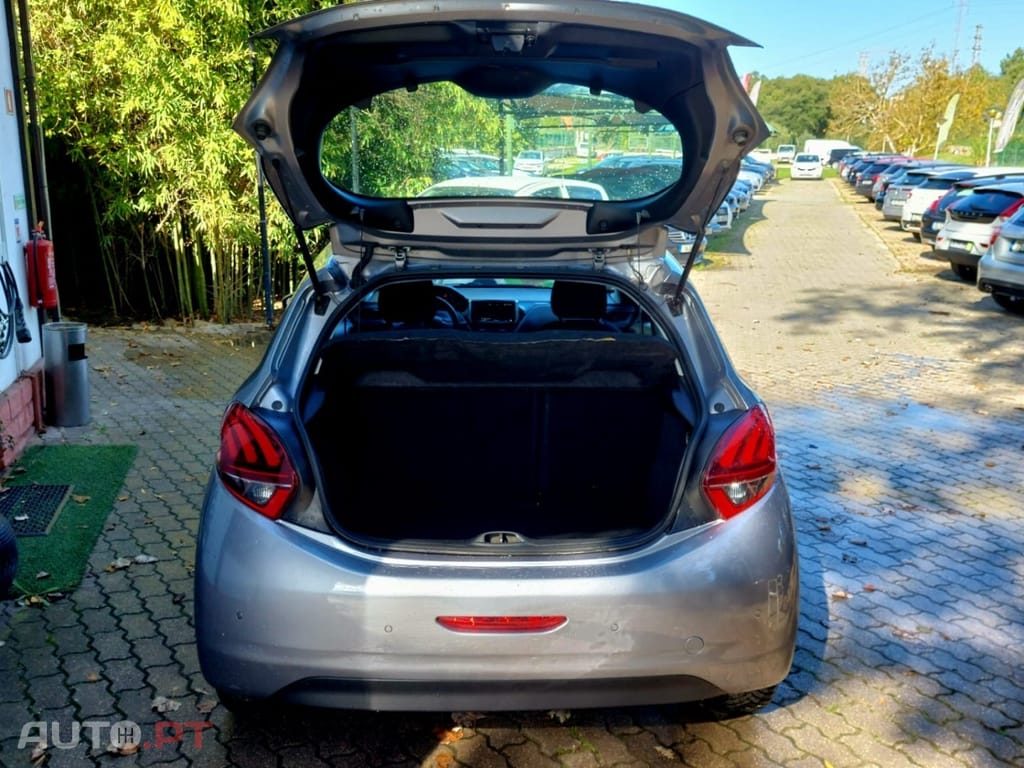 Peugeot 208 1.5 BlueHDi Active