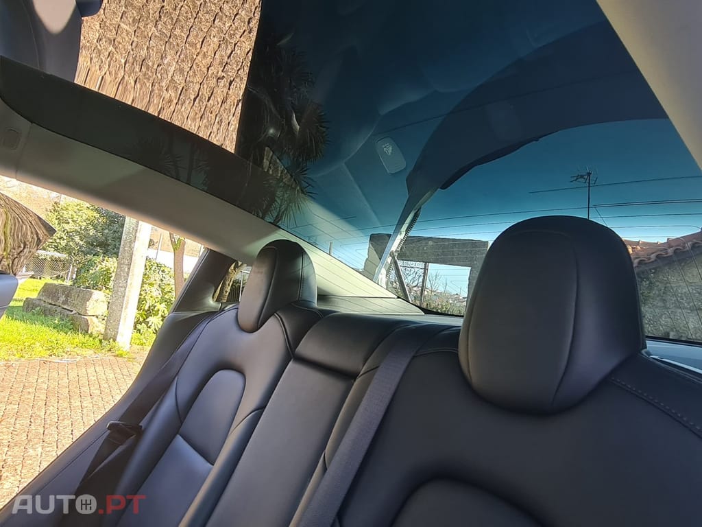 Tesla Model 3 Long-Range Dual Motor AWD