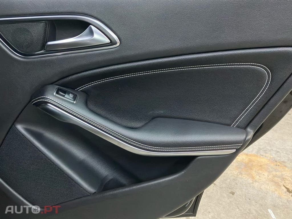 Mercedes-Benz GLA 180 (CDI) d Urban