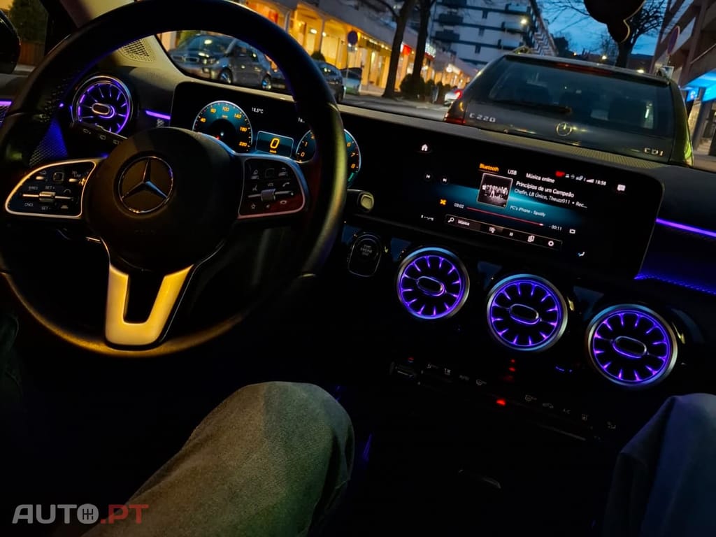 Mercedes-Benz A 250 progressive line 8G DCT