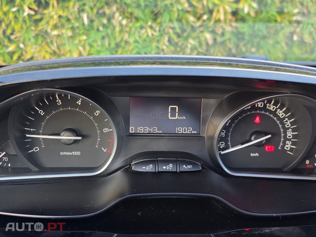 Peugeot 208 1.2 STYLE