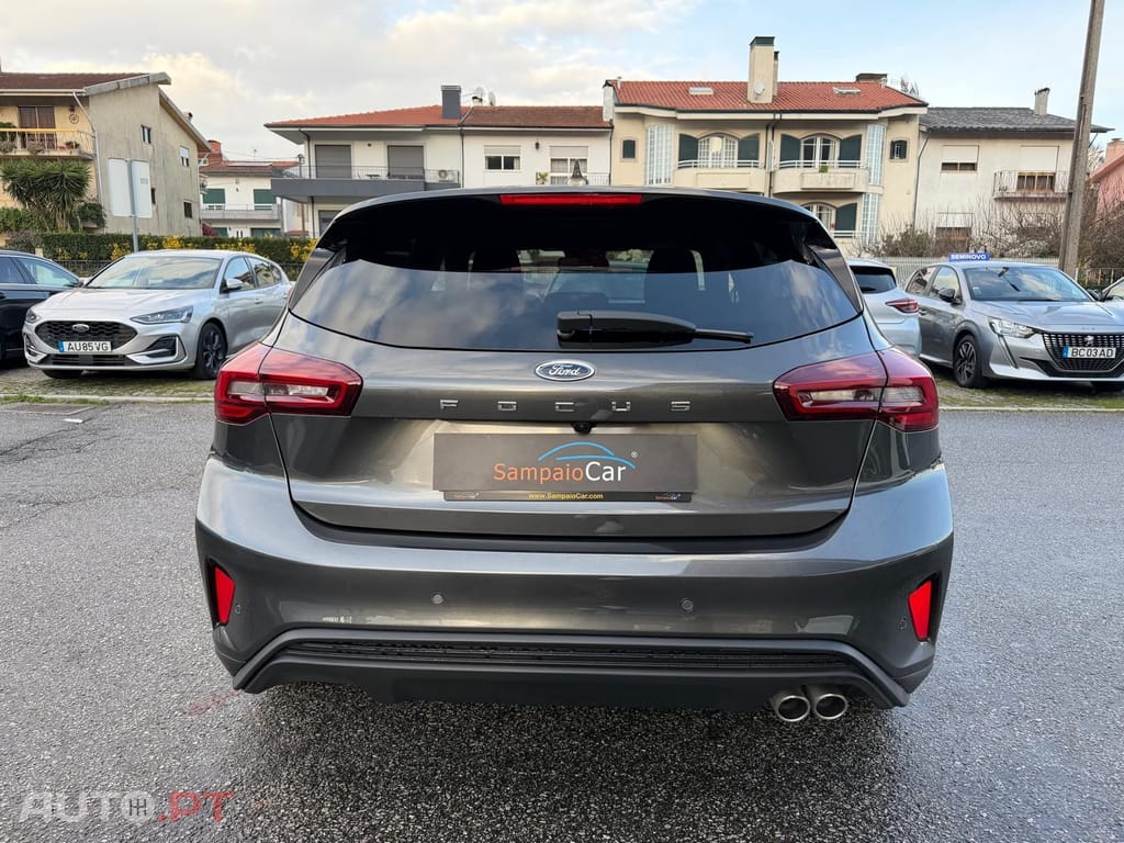 Ford Focus 1.0 EcoBoost MHEV ST-Line