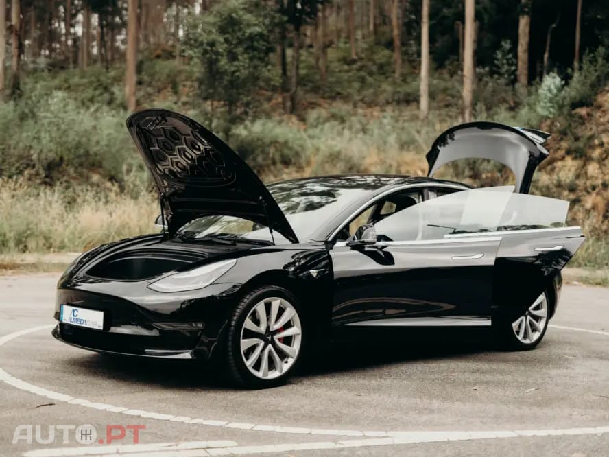 Tesla Model 3 Long Range AWD Dual Motor