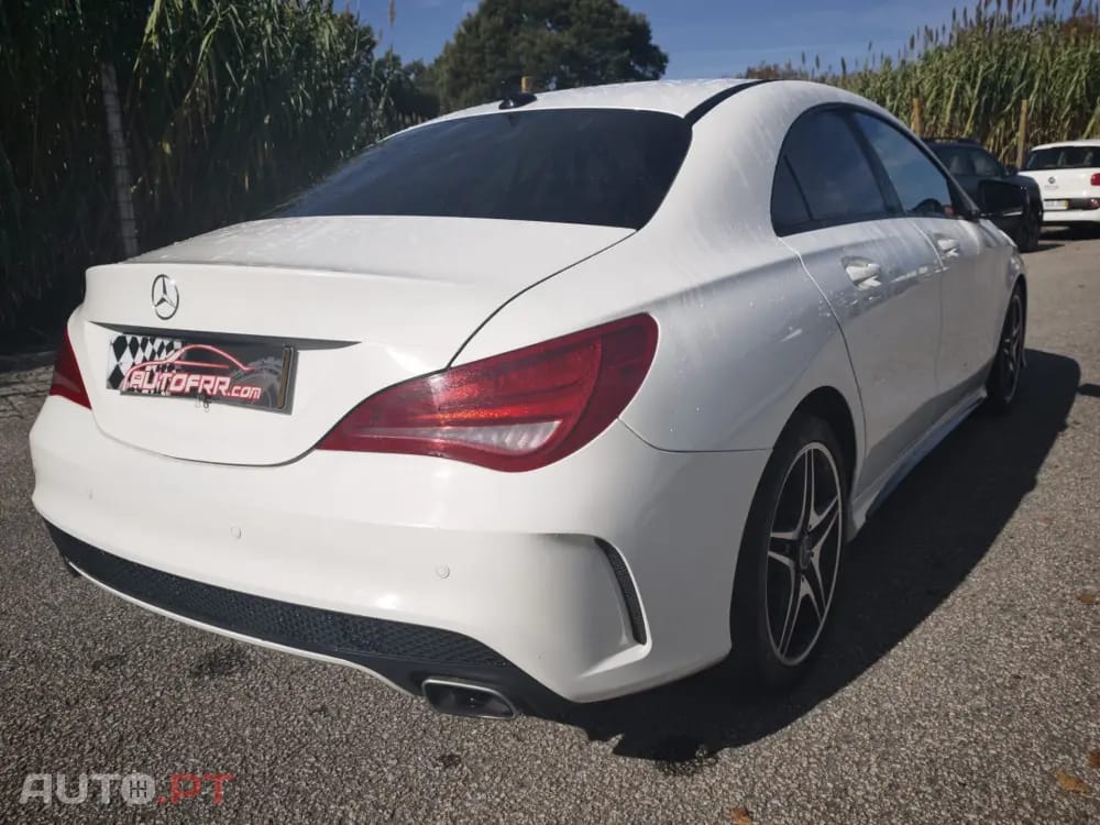 Mercedes-Benz CLA 200