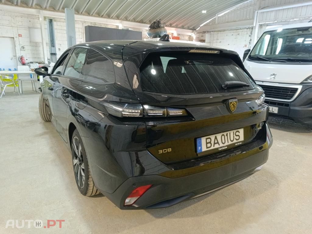 Peugeot 308 SW 1.6 Hybrid Active Pack e-EAT8