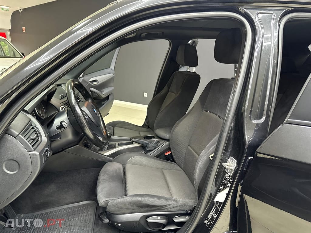 BMW X1 18 d sDrive Pack M