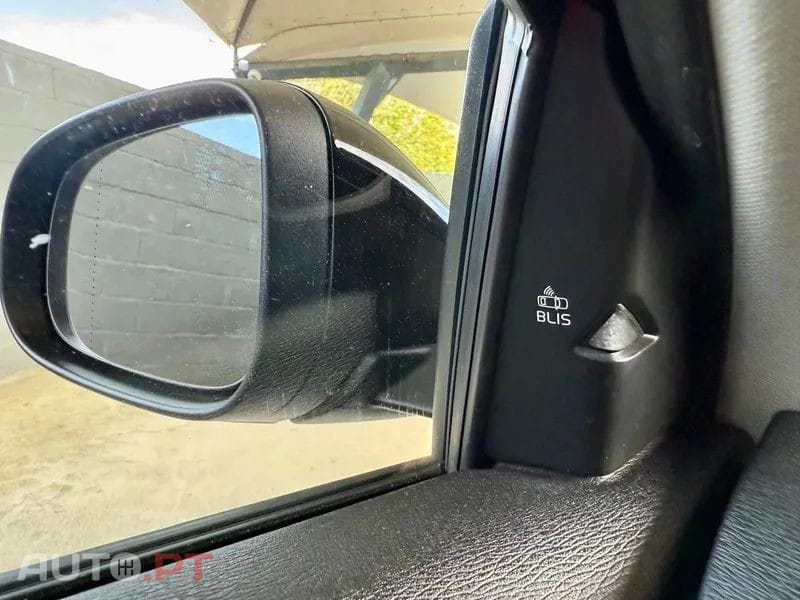 Volvo V40 2.0 D2 Momentum