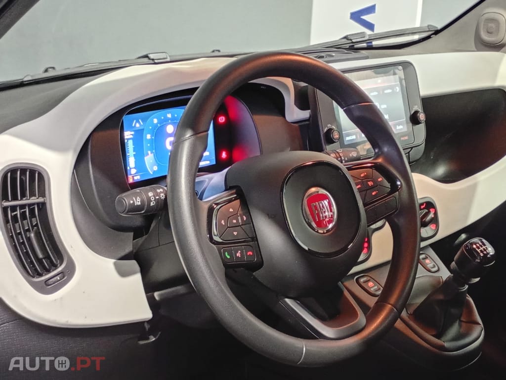 Fiat Panda 1.0 Hybrid Pandina