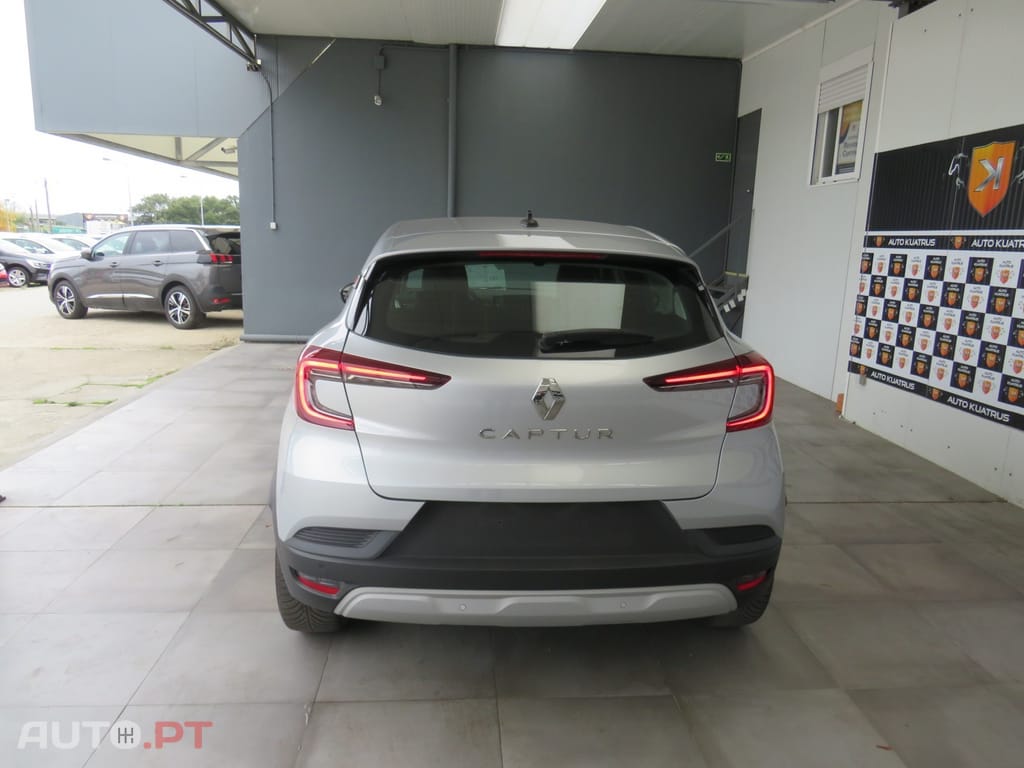 Renault Captur 1.0 TCE Corporation Business