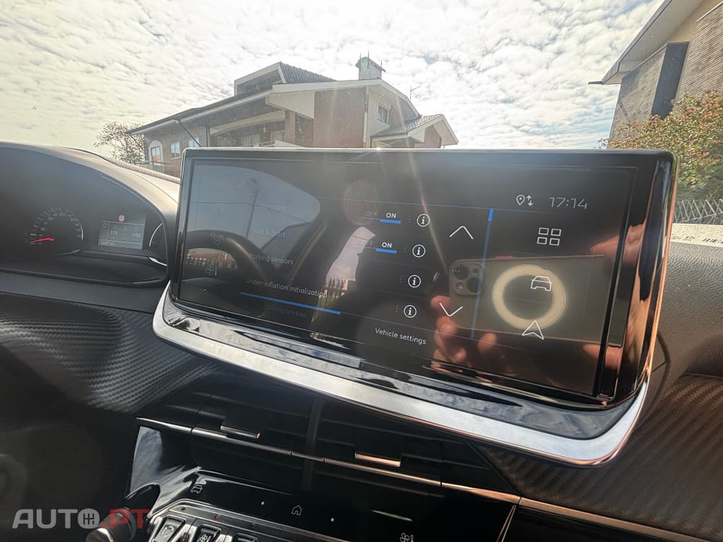 Peugeot 2008 1.2 PureTech Active Pack