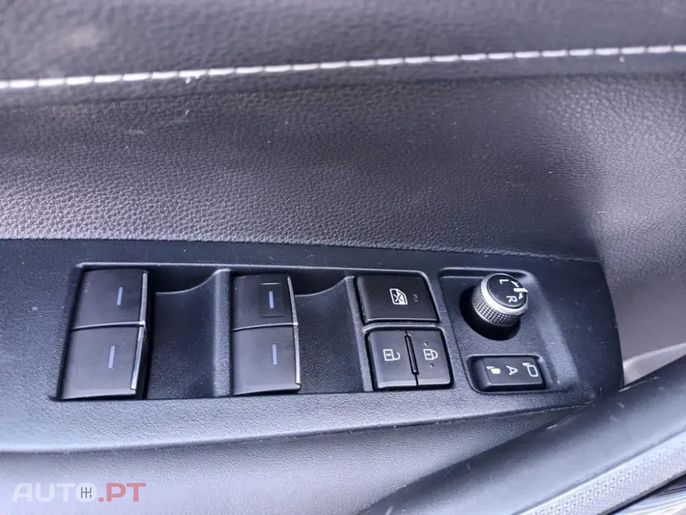 Toyota Corolla 1.8 Hybrid Comfort