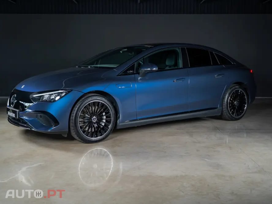 Mercedes-Benz EQE 300 Electric Art