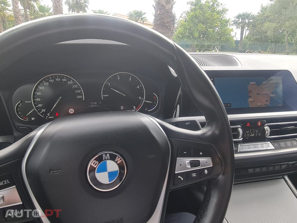 BMW 318 d Line Sport Auto