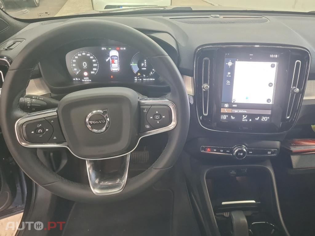 Volvo XC40 1.5 T5 PHEV Plus Dark