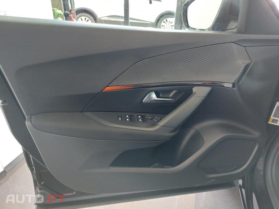 Peugeot 2008 1.5 BlueHDi Active Pack